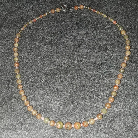 Unakite with peach seed beads, New 20" long,toggle - Picture 3 of 8